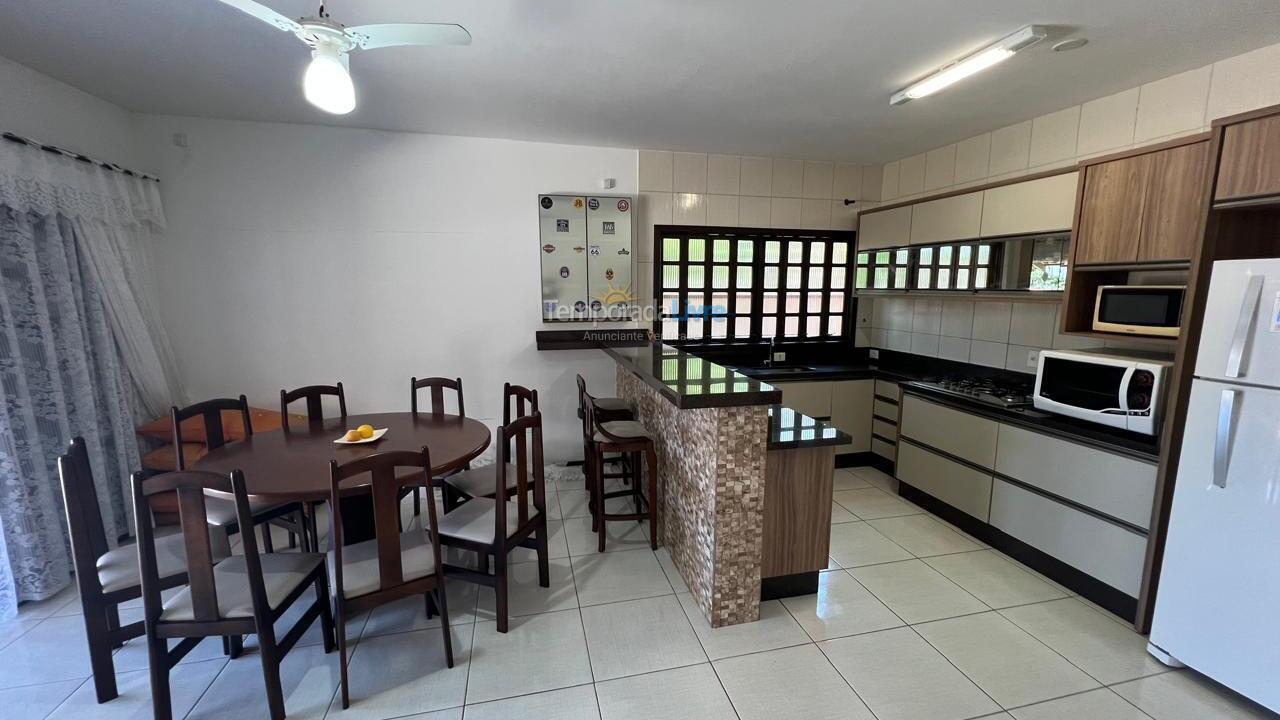 House for vacation rental in São Francisco do Sul (Enseada)