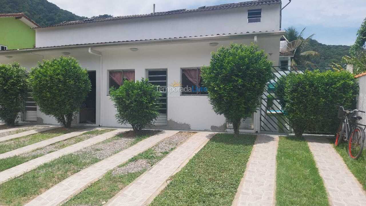 Casa para alquiler de vacaciones em Ubatuba (Pereque Mirim)