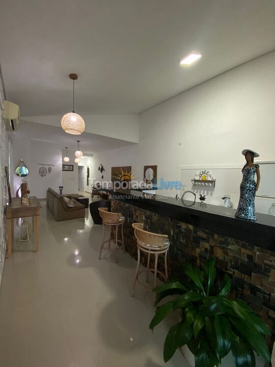 Casa para aluguel de temporada em Bertioga (Condominio Morada da Praia)