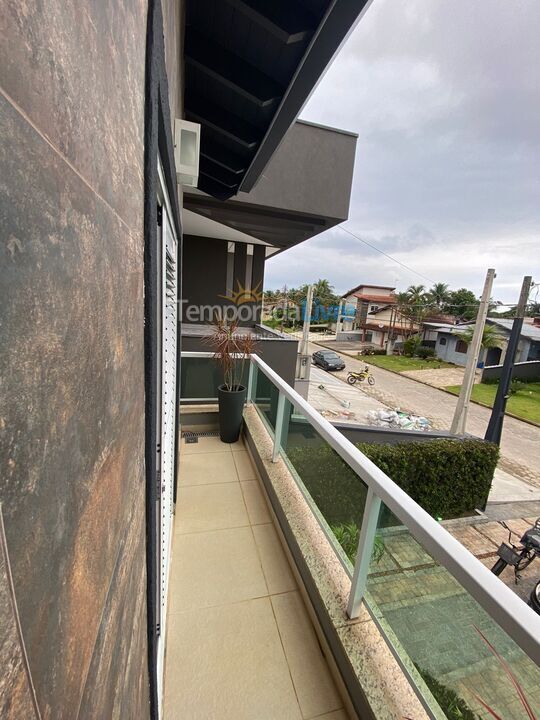 Casa para aluguel de temporada em Bertioga (Condominio Morada da Praia)
