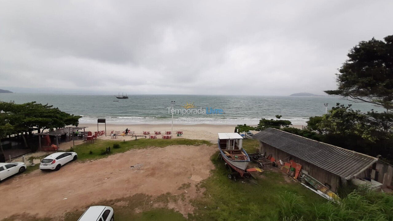Apartamento para aluguel de temporada em Florianópolis (Cachoeira do Bom Jesus)