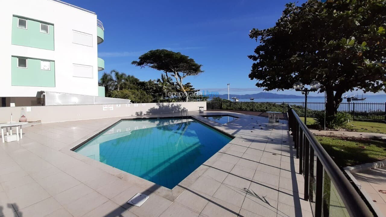 Apartamento para aluguel de temporada em Florianópolis (Cachoeira do Bom Jesus)