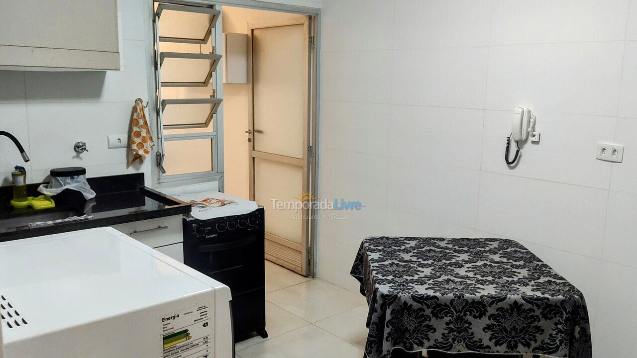 Apartamento para aluguel de temporada em Guarujá (Enseada)