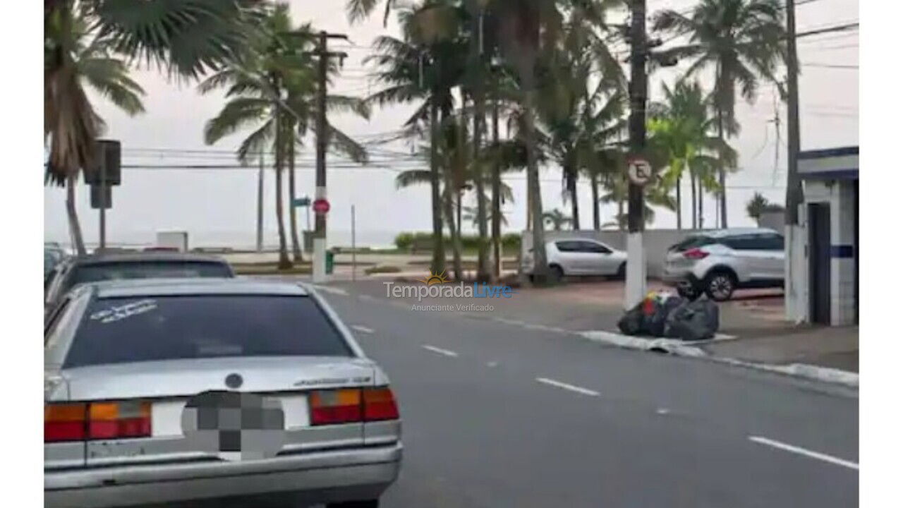 Apartamento para aluguel de temporada em Praia Grande (Praia do Caiçara)