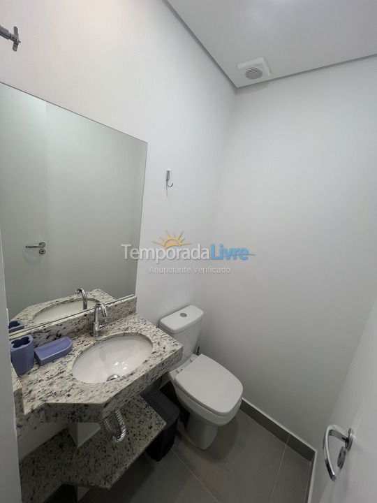 Apartamento para aluguel de temporada em Ubatuba (Praia Grande)