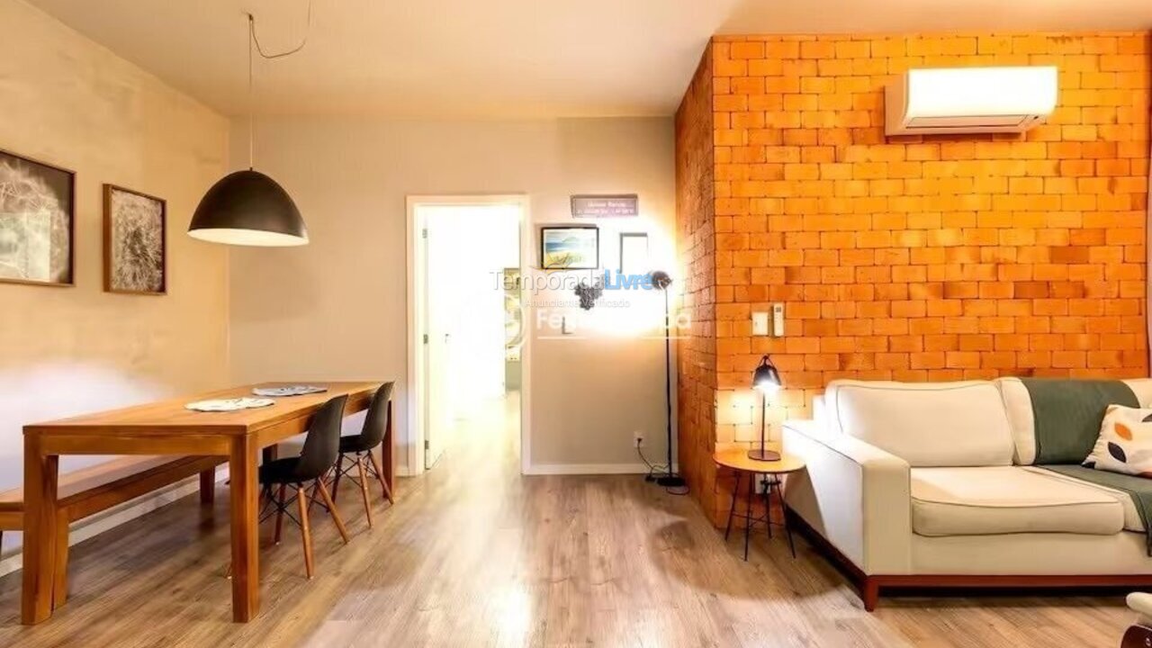 Apartamento para aluguel de temporada em Florianopolis (Campeche)