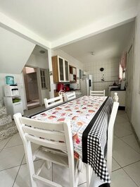 Hermosa Casa con 4 Habitaciones en Morro das Pedras