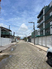 Excelente sobrado 1 suite + 2 quartos com AC, WI-FI, 240m da Prainha