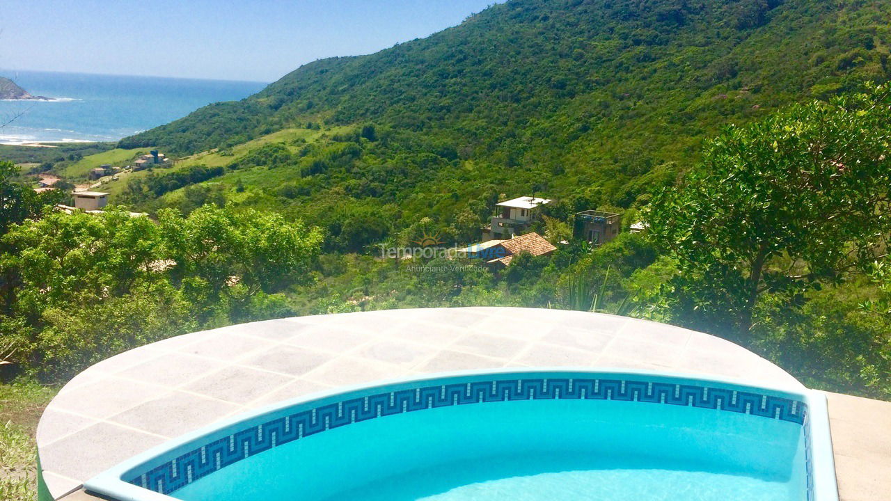 Casa para alquiler de vacaciones em Garopaba (Praia do Silveira)