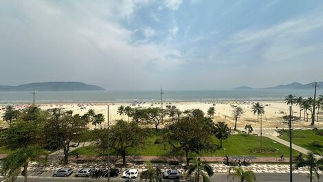 Apartment facing the sea, incredible view in the best neighborhood in Santos!