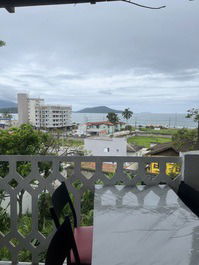 Café da manhã com vista para o mar