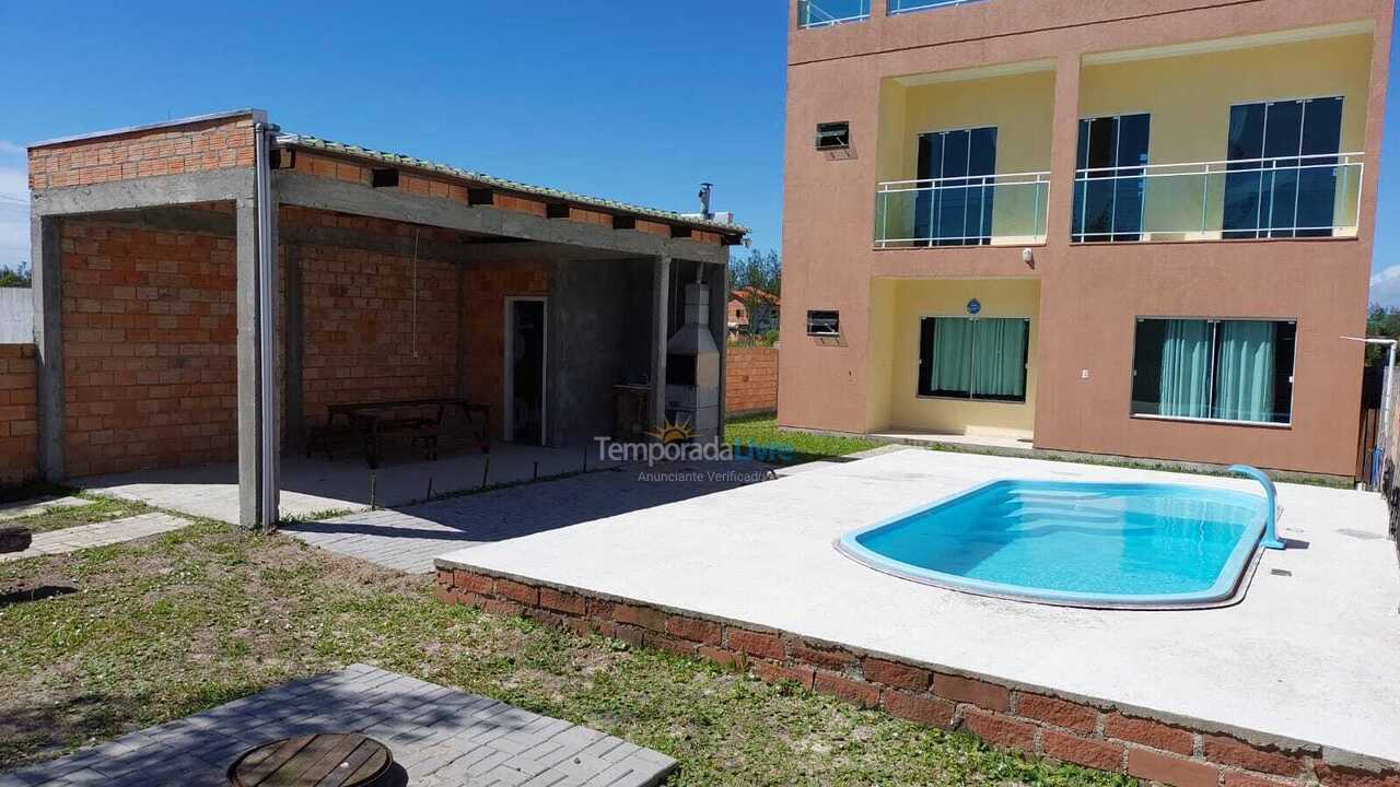 Casa para aluguel de temporada em Balneário Gaivota (Condominio Lagoa Cortada)