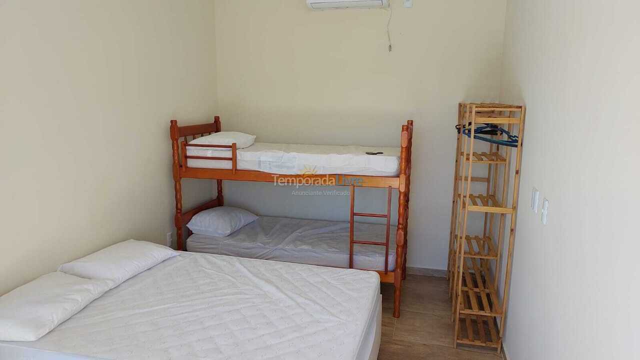Casa para aluguel de temporada em Balneário Gaivota (Condominio Lagoa Cortada)