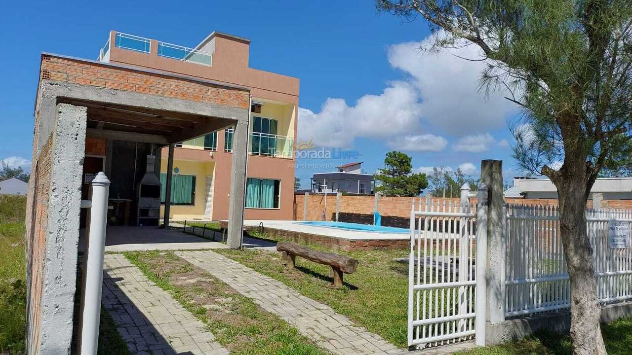Casa para aluguel de temporada em Balneário Gaivota (Condominio Lagoa Cortada)