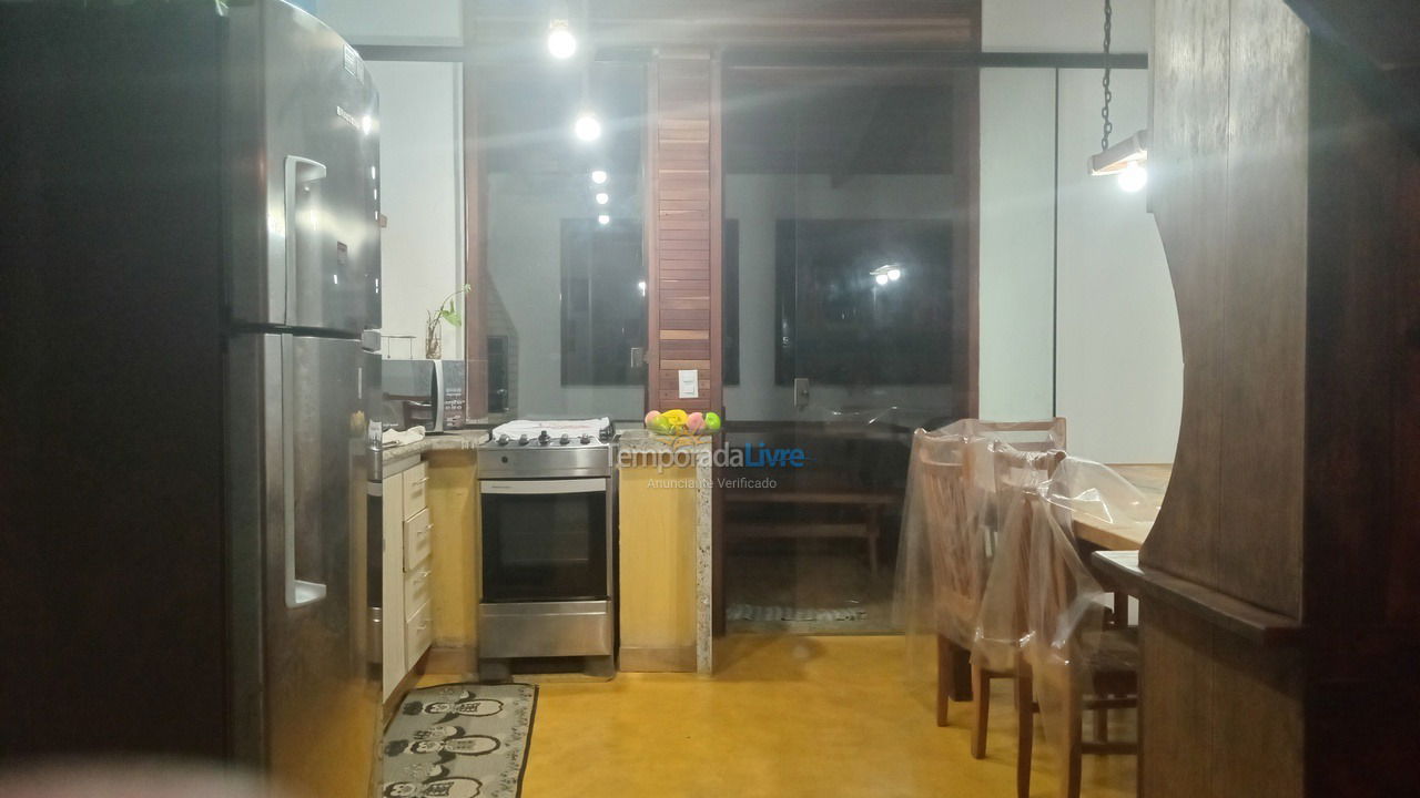 Casa para alquiler de vacaciones em Ubatuba (Praia da Fortaleza)