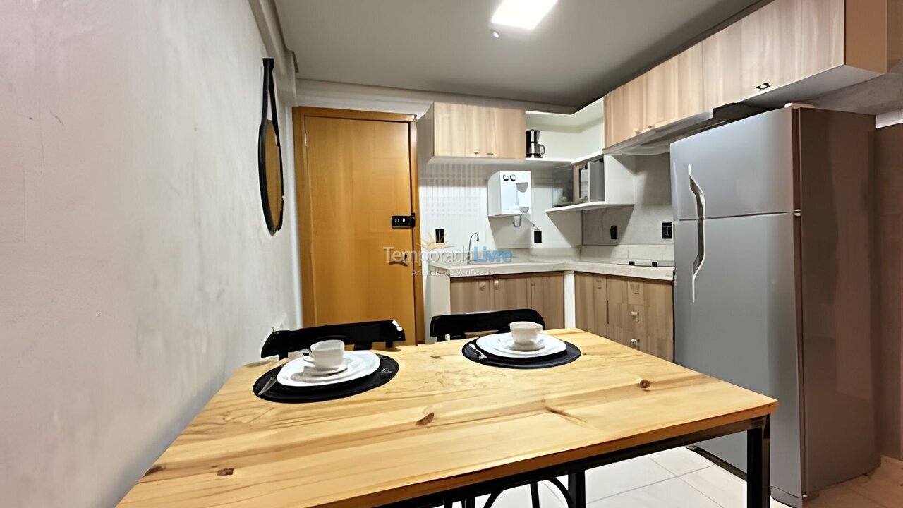 Apartamento para aluguel de temporada em Goiânia (Jardim Goias)