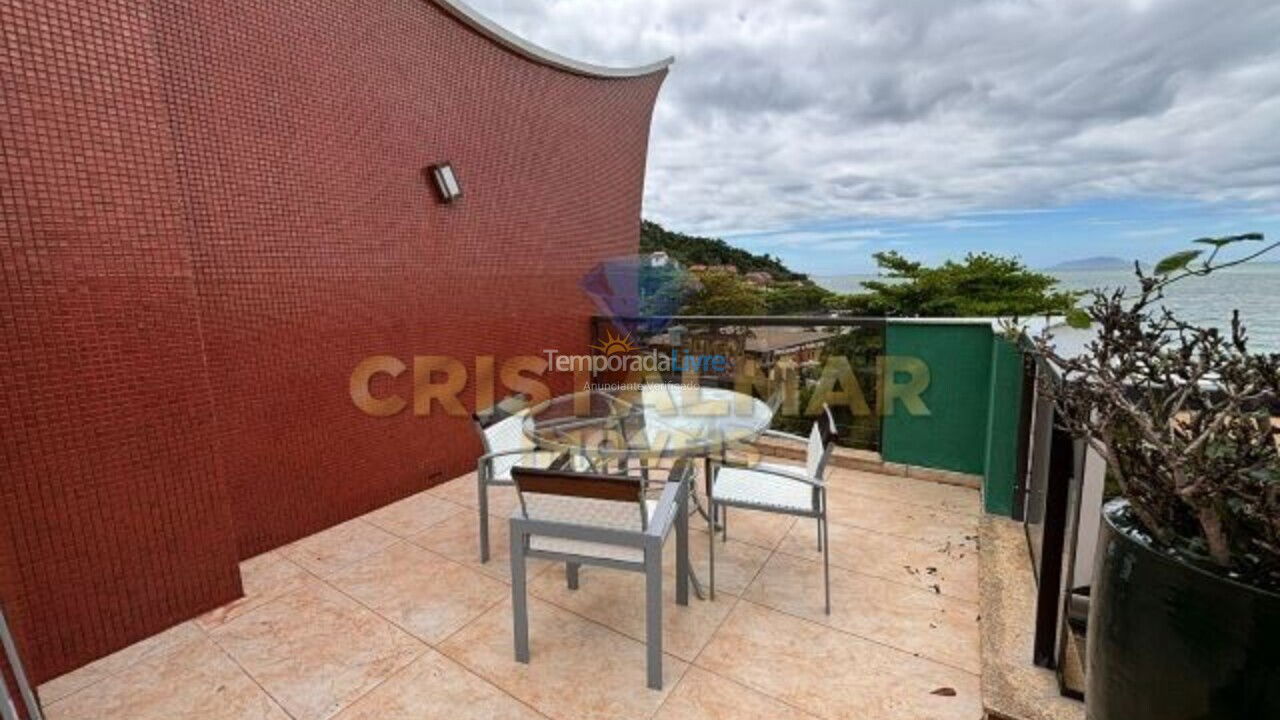 Apartment for vacation rental in Bombinhas (Praia de Quatro Ilhas)