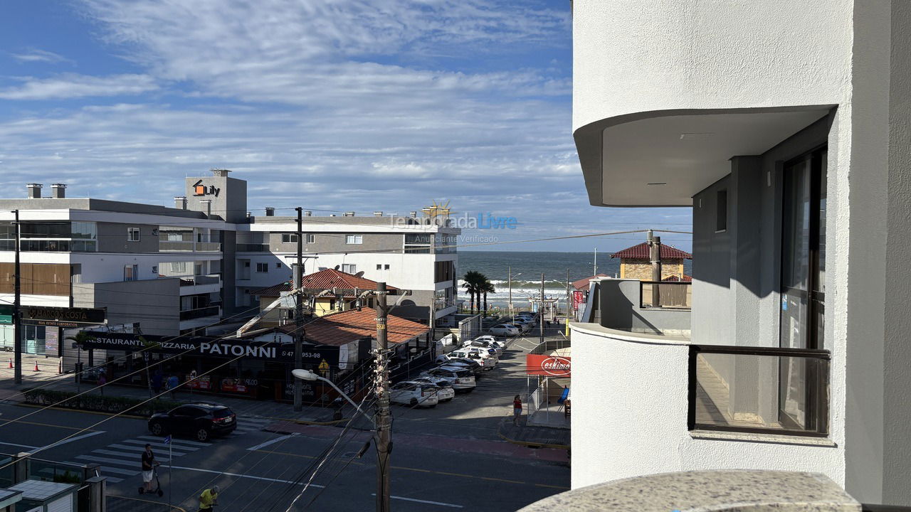 Apartamento para aluguel de temporada em Bombinhas (Praia de Bombas)