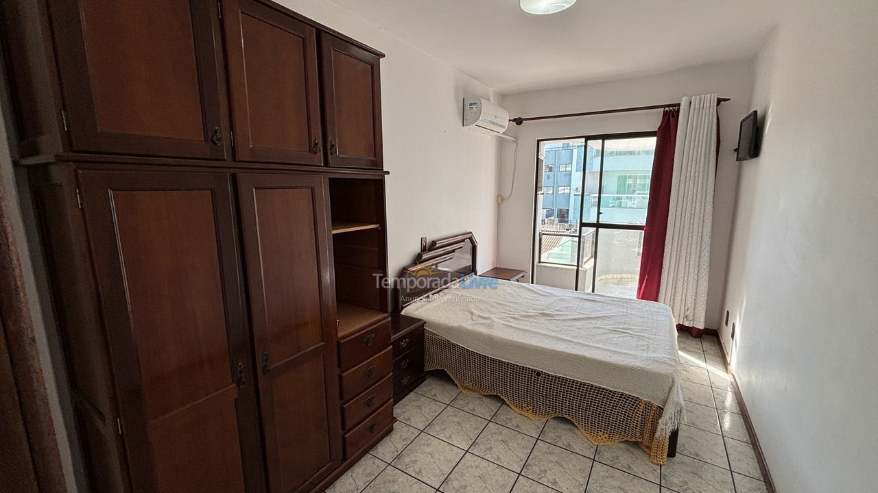 Apartamento para aluguel de temporada em Bombinhas (Praia de Bombas)