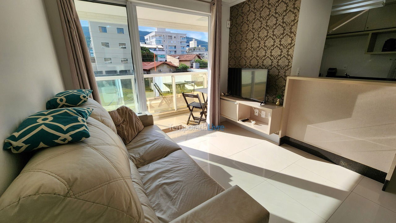 Apartment for vacation rental in Bombinhas (Praia de Bombas)