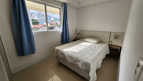 Apartment, located 200 meters from the sea in Praia de Bombas.