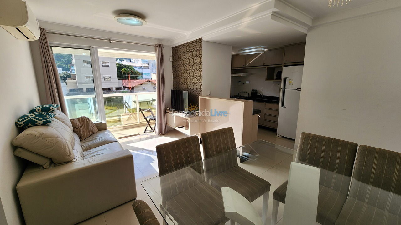 Apartment for vacation rental in Bombinhas (Praia de Bombas)