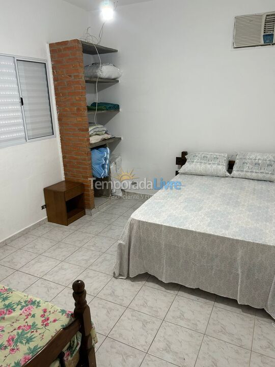 House for vacation rental in Mongaguá (Vila São Paulo)