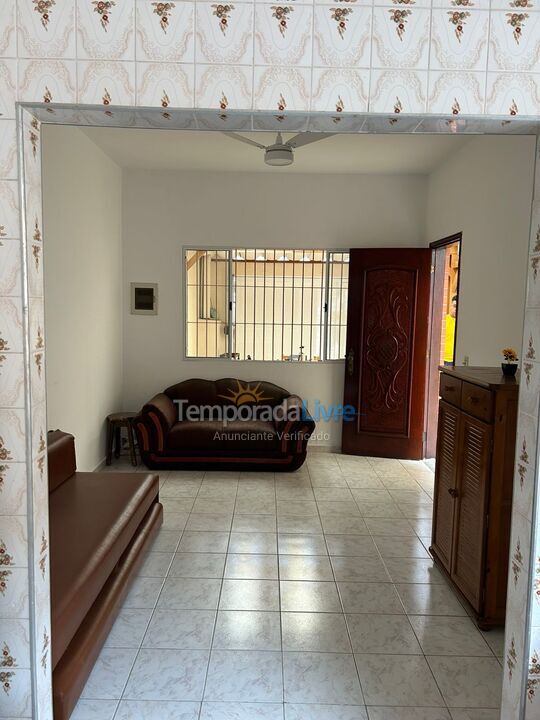 House for vacation rental in Mongaguá (Vila São Paulo)