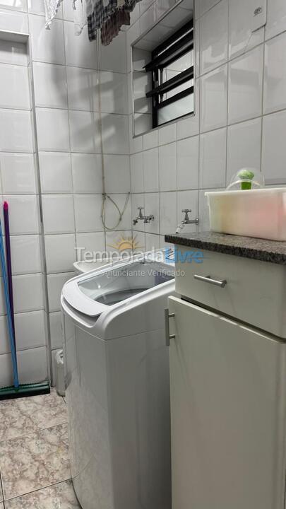 Apartamento para aluguel de temporada em Guarujá (Pitangueiras)