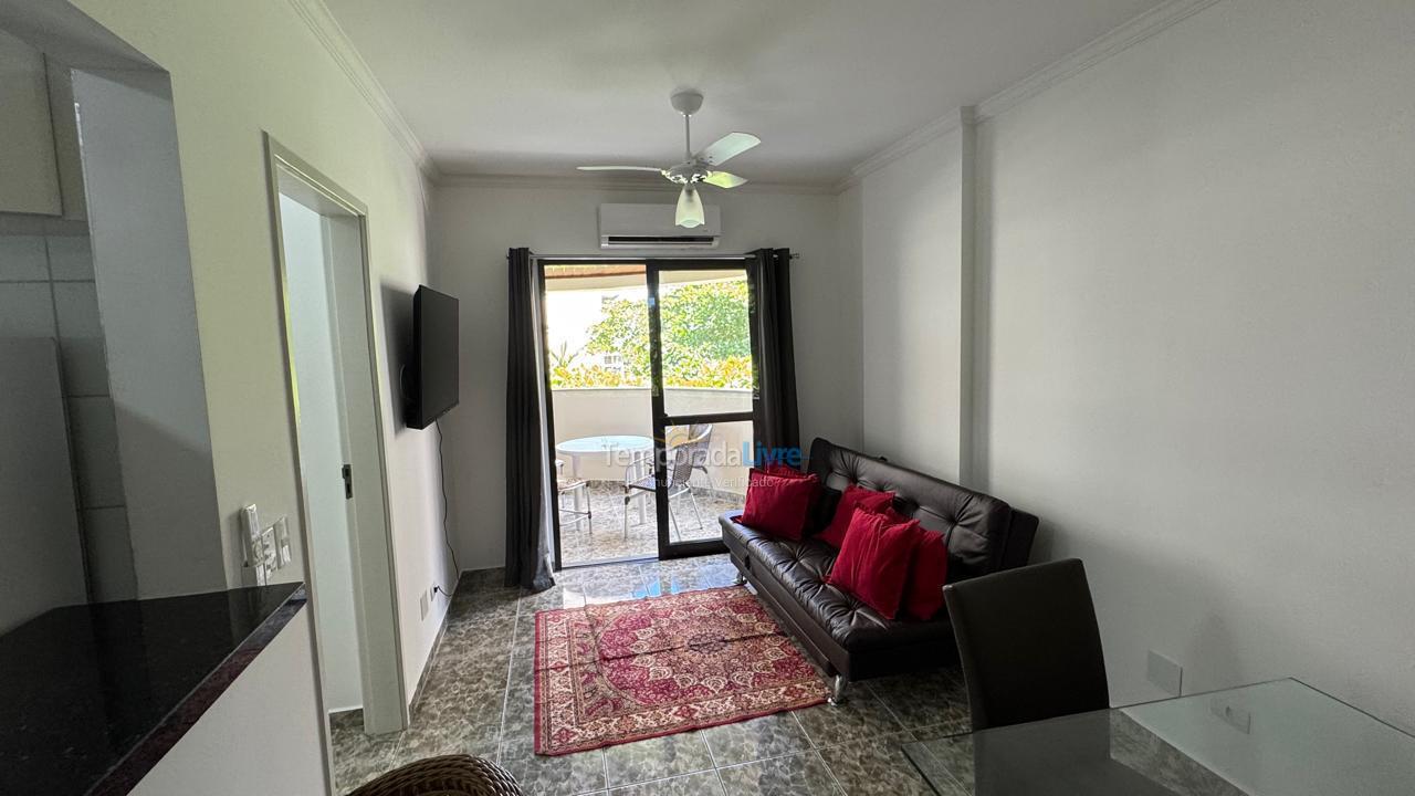 Apartamento para aluguel de temporada em Guarujá (Pitangueiras)