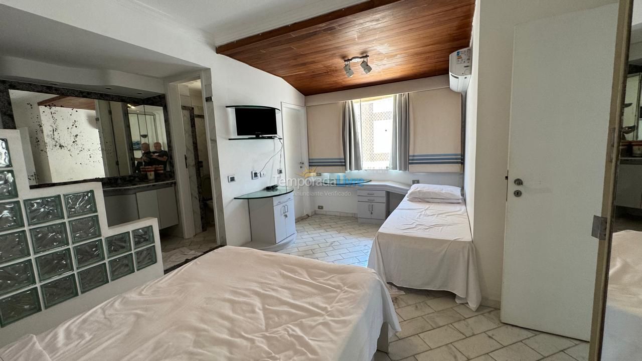 Apartamento para alquiler de vacaciones em Guarujá (Pitangueiras)