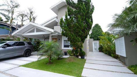 Casa para alquilar en São Sebastião - Juquehy