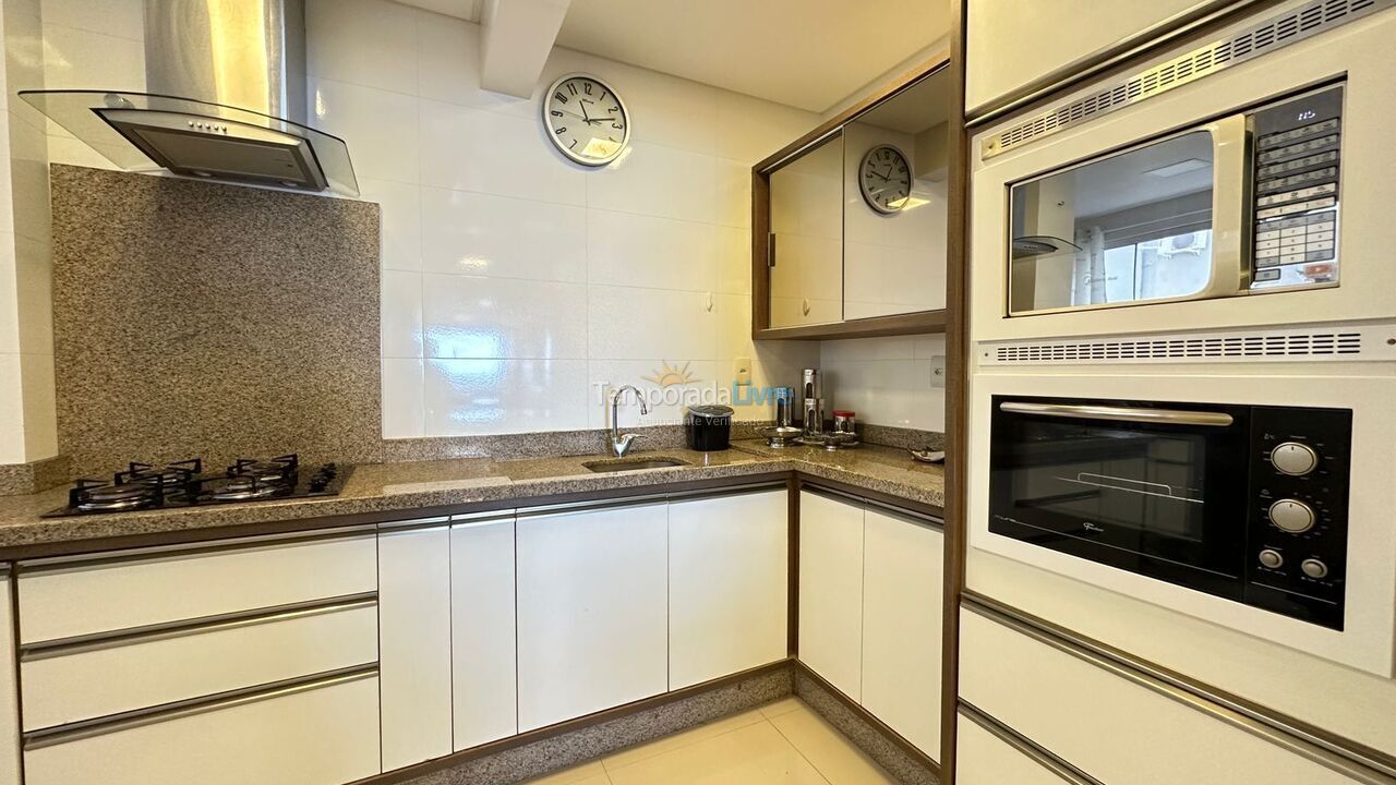 Apartamento para aluguel de temporada em Balneário Camboriú (Praia Central)