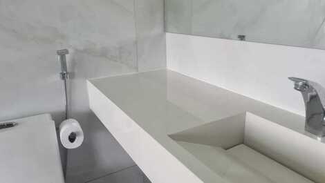 Banheiro suíte master vista parcial