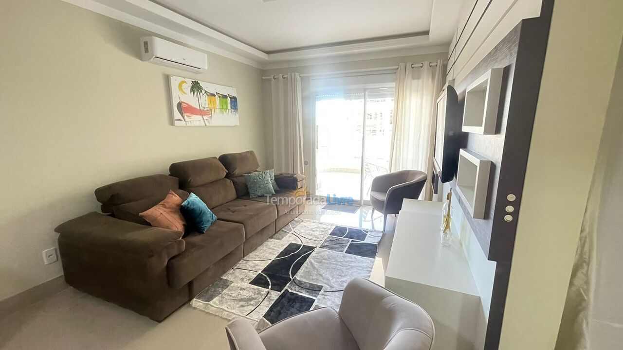 Apartamento para aluguel de temporada em Bombinhas (Praia de Quatro Ilhas)