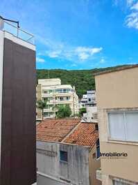 Apartment 100 meters from Bombas beach