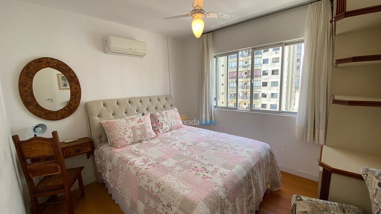 Apartamento para aluguel de temporada em Balneário Camboriú (Praia Central)