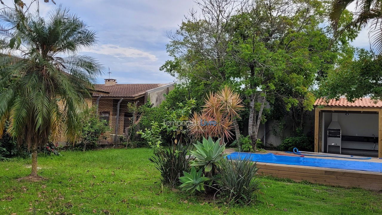 Casa para alquiler de vacaciones em Bombinhas (Mariscal)