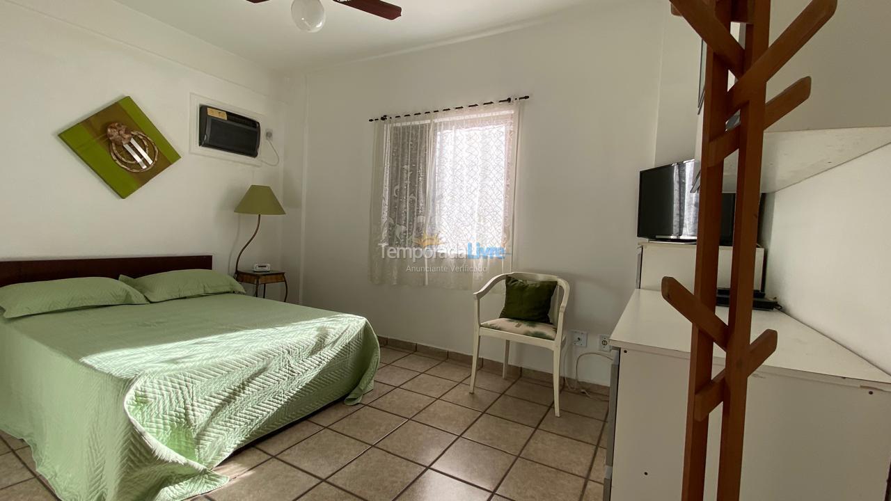 Apartamento para aluguel de temporada em Guarujá (Enseada)