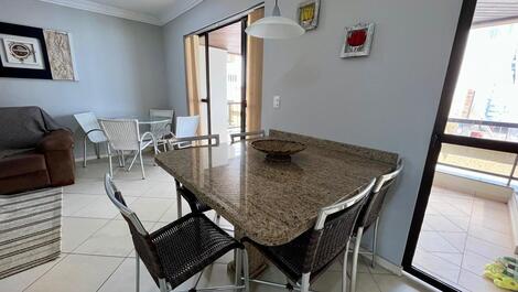 APARTAMENTO QUADRA MAR EM MEIA PRAIA