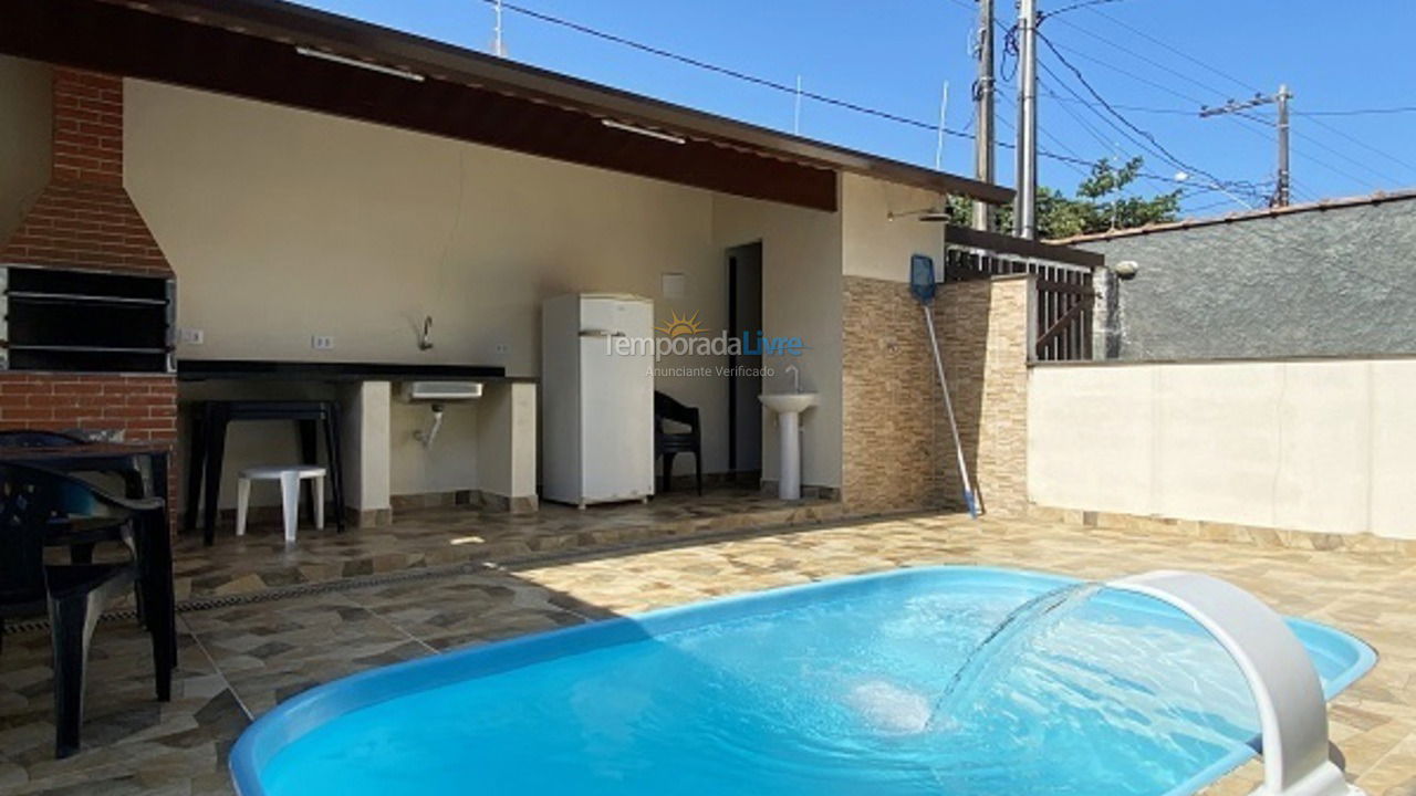 Casa para aluguel de temporada em Ubatuba (Maranduba)