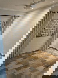 Praia Grande great location, close to the beach, bike path, boardwalk