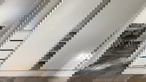 Praia Grande great location, close to the beach, bike path, boardwalk