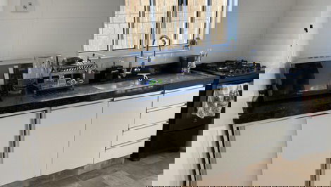 Praia Grande great location, close to the beach, bike path, boardwalk