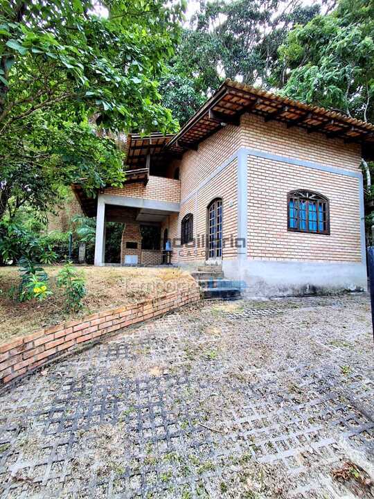 Casa para aluguel de temporada em Bombinhas (Praia de Zimbros)