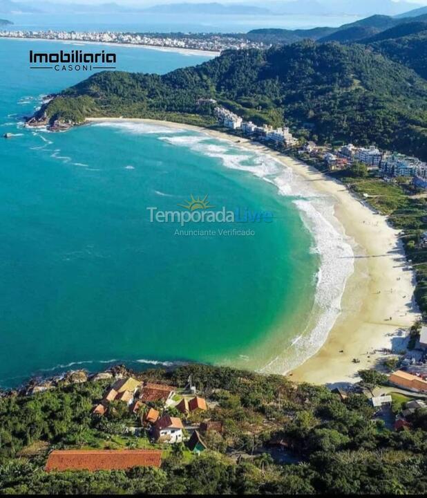 Casa para aluguel de temporada em Bombinhas (Praia de Zimbros)