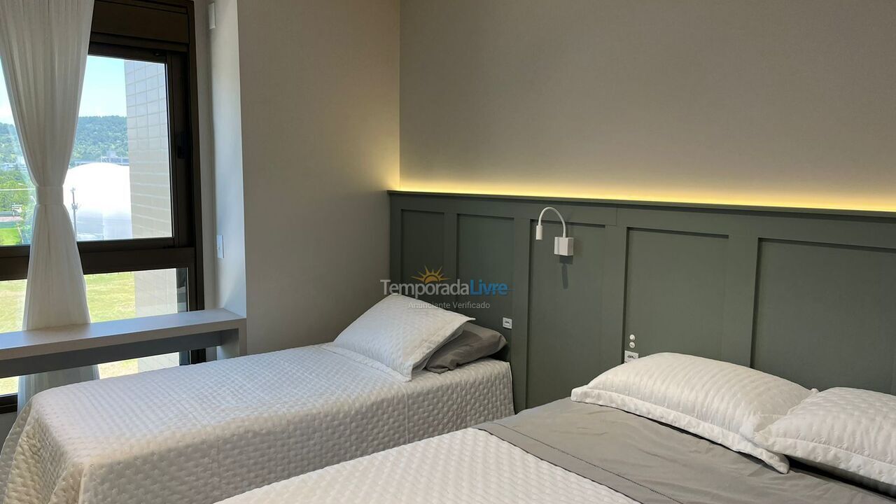 Apartamento para aluguel de temporada em Florianopolis (Jurerê Internacional)
