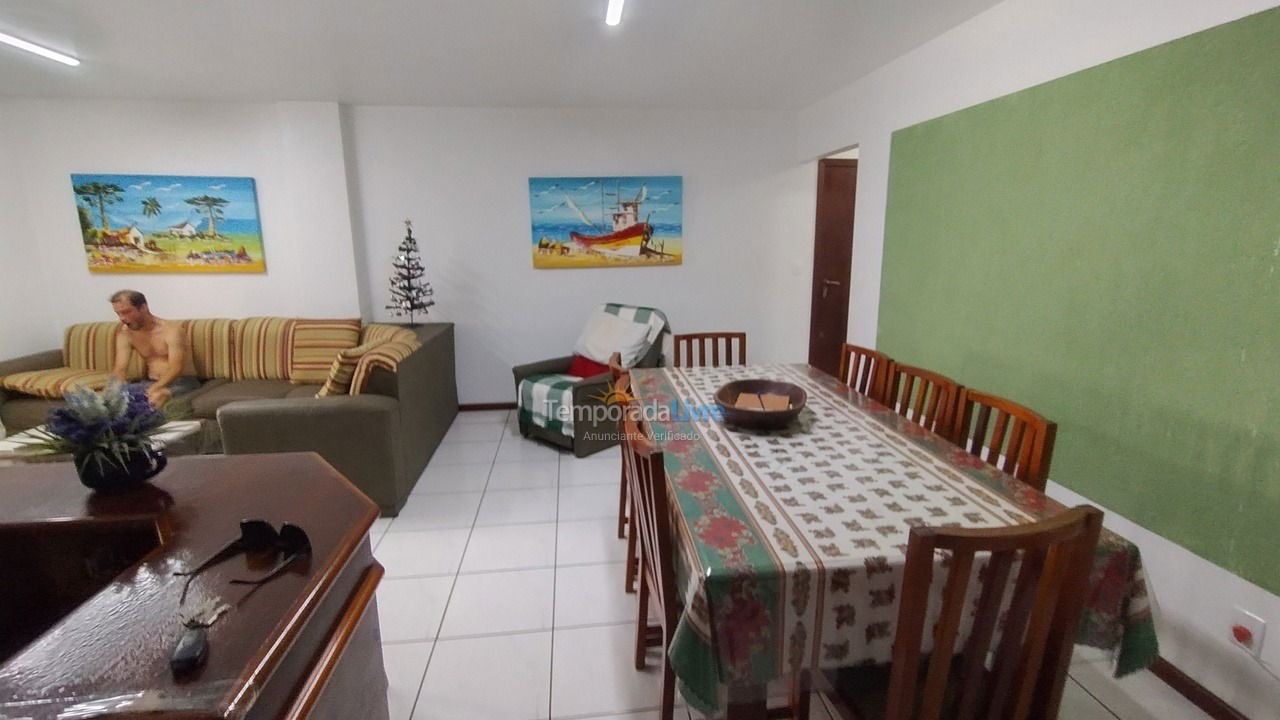 Apartamento para alquiler de vacaciones em Itapema (Meia Praia)