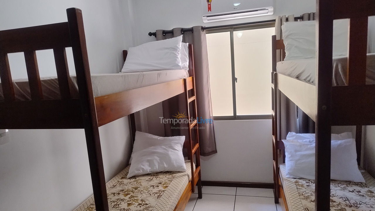 Apartamento para alquiler de vacaciones em Itapema (Meia Praia)