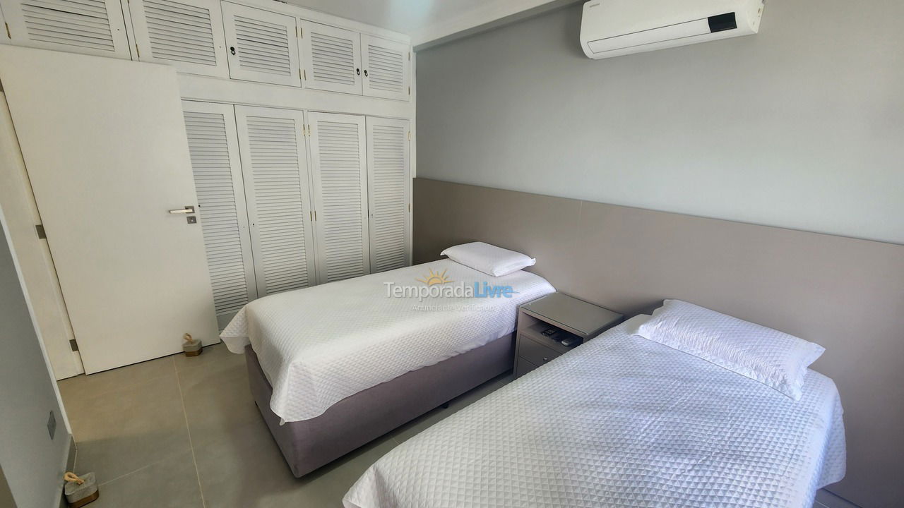 Apartamento para alquiler de vacaciones em Guarujá (Pitangueiras)